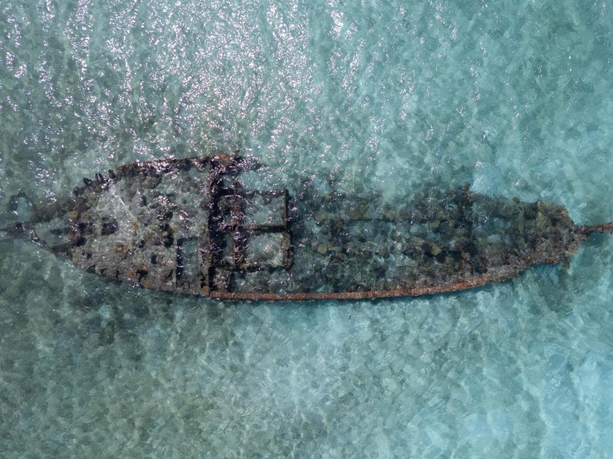 爱妮岛 Isla - The Island Experience酒店 外观 照片